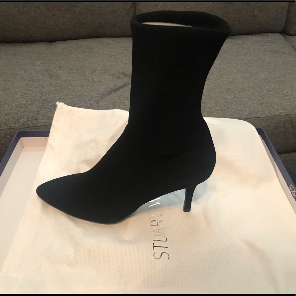 Stuart Weitzman “Cling” Size 6.5